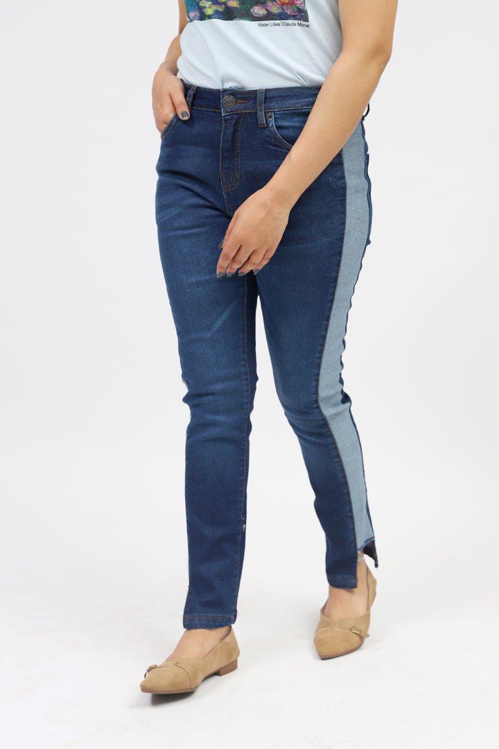 Blue Jeans With Side Contrast Stripe